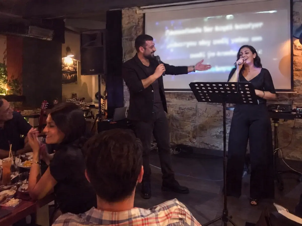 Karaoke Sunuculuğu için referans etkinlik görseli