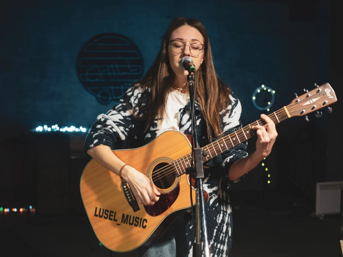 Akustik Duo hizmetinin verildiği bir etkinlikten kare