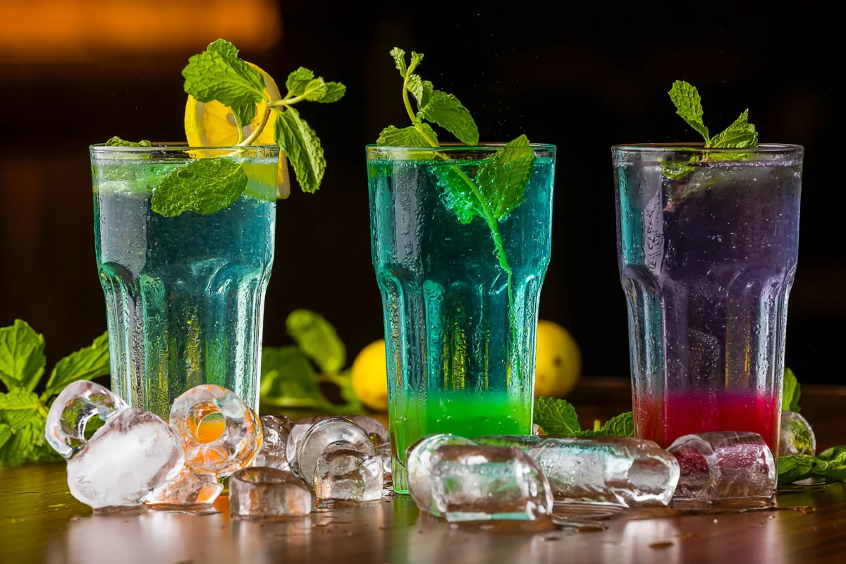 Alkolsüz Bar Standı hizmetinin verildiği bir etkinlikten kare