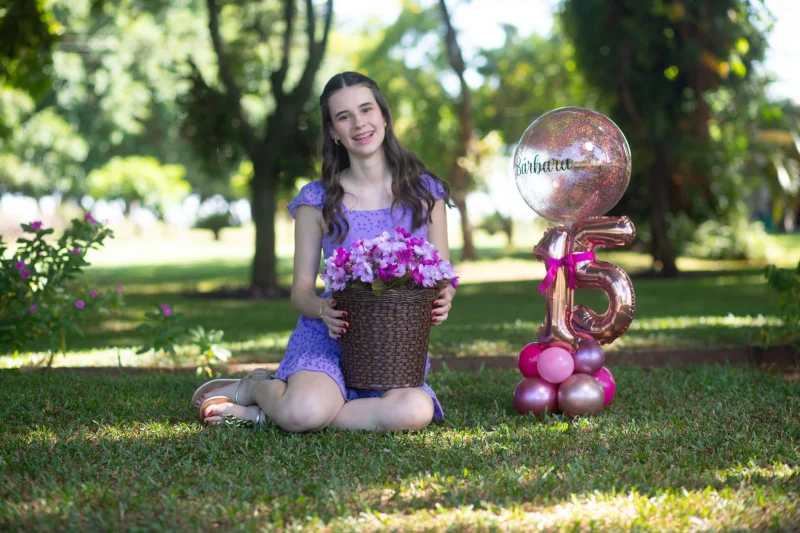 Yoğun İşlemeli Model · Tekli Kiralama: balon süslemesi ve çiçek süslemesi