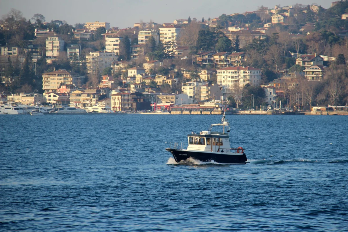 Boğaz Turu Tekne Kiralama uygulamasını gösteren etkinlik görseli
