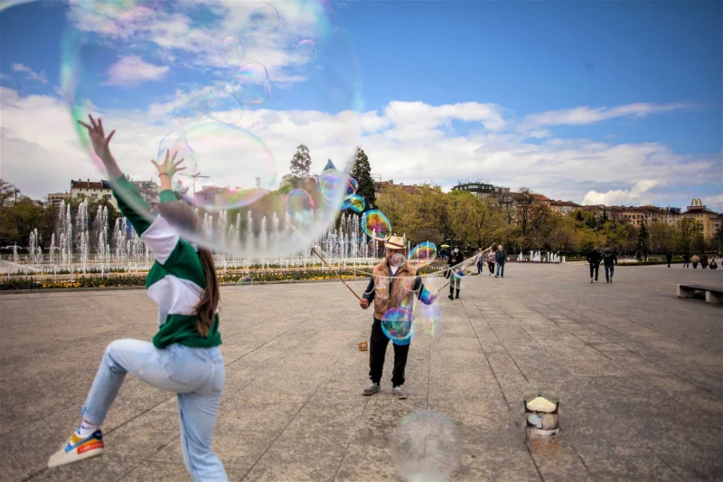 Bubble Show · Orta: köpük balonlar