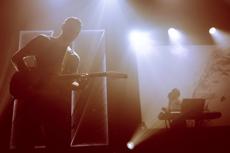 Gitar Orkestrası · 4 Saat Tam: gitar ve DJ performansı