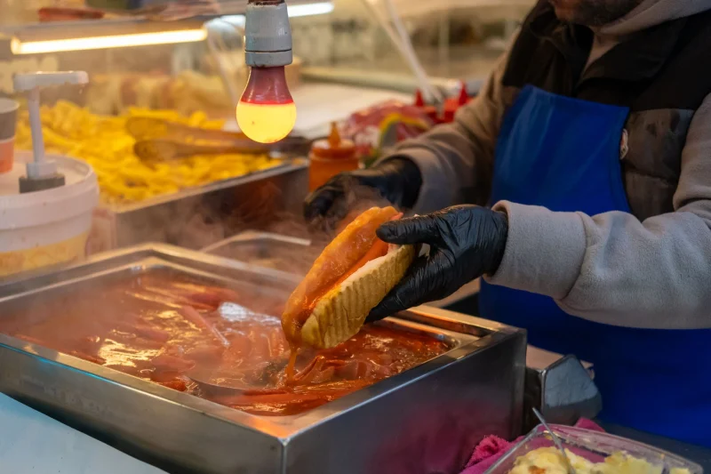 250 Adet Hot Dog: gece