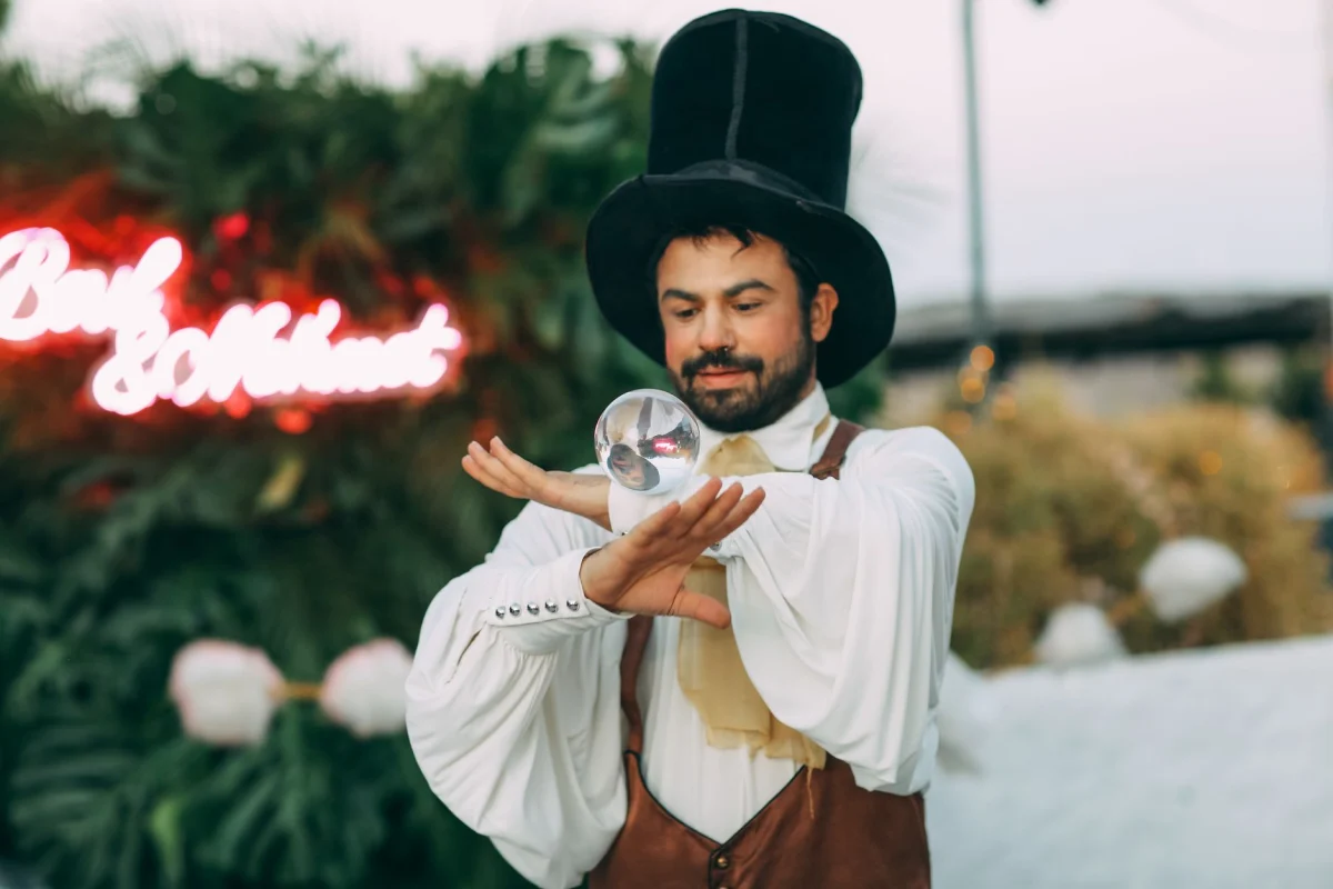 İllüzyonist Kiralama hizmetinin verildiği bir etkinlikten kare