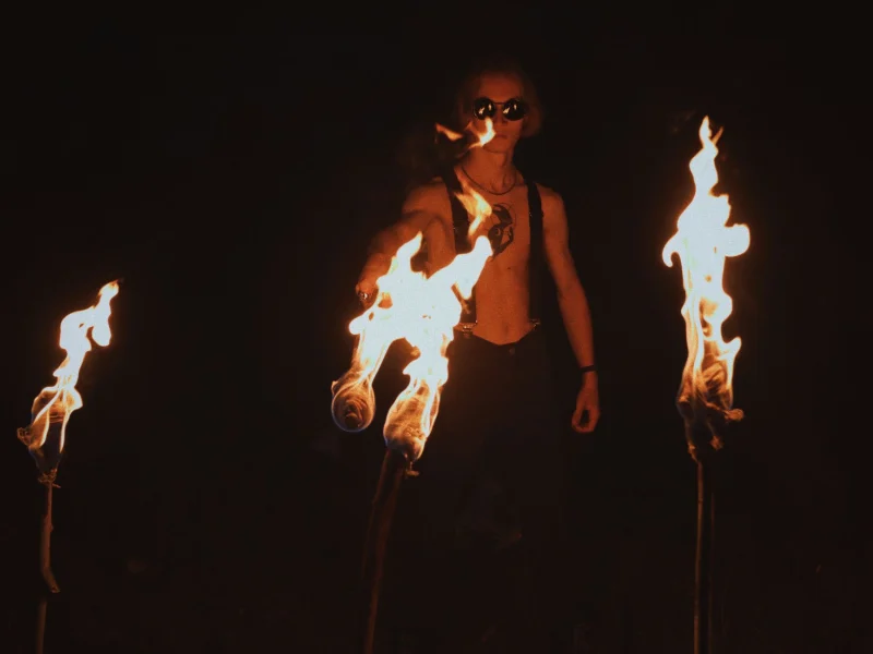 Jonglör Solo · 20 Dakika: jonglörlük ve gece