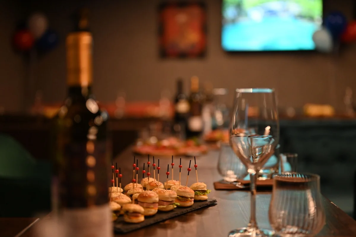 Junior Burger Standı hizmetinin verildiği bir etkinlikten kare