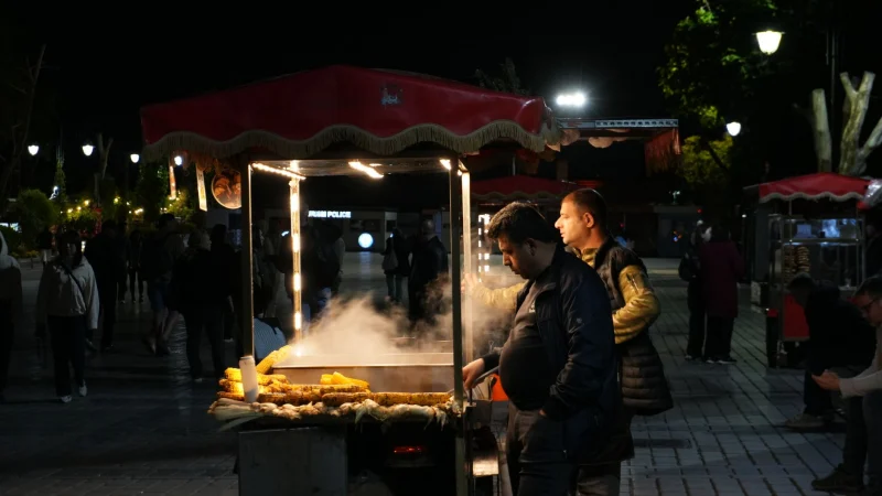 250+ Porsiyon Koçan Mısır: gece