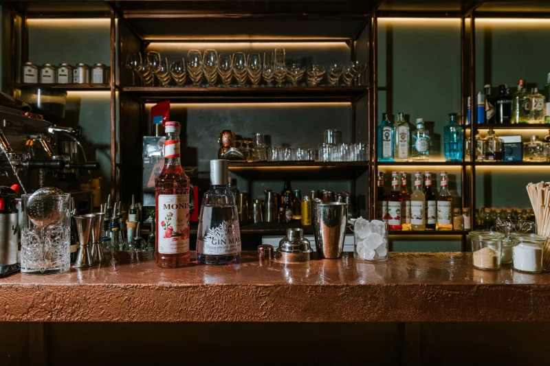 İstanbul Kokteyl Bar Kurulumu — 50 Kişi Kokteyl Barı paketi
