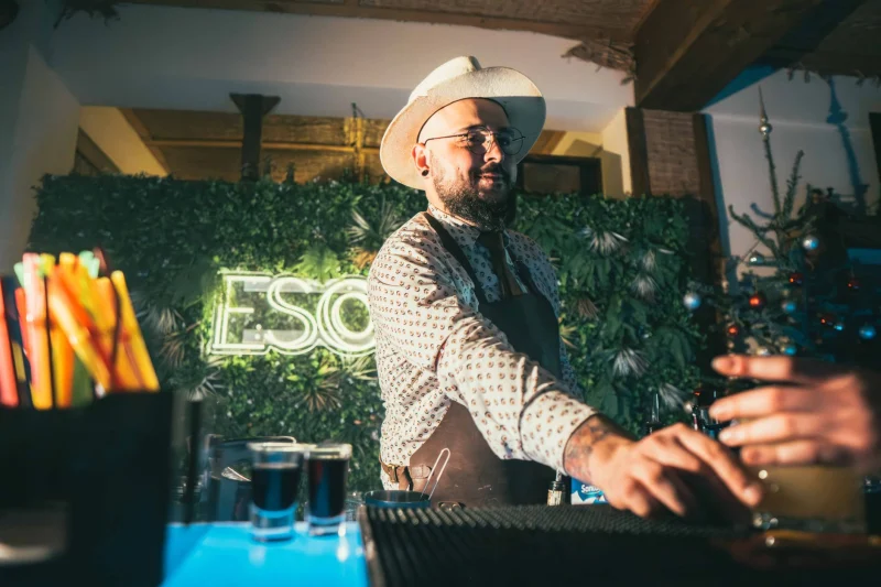 Günlük · Tek Bar Ünitesi: dekorasyon