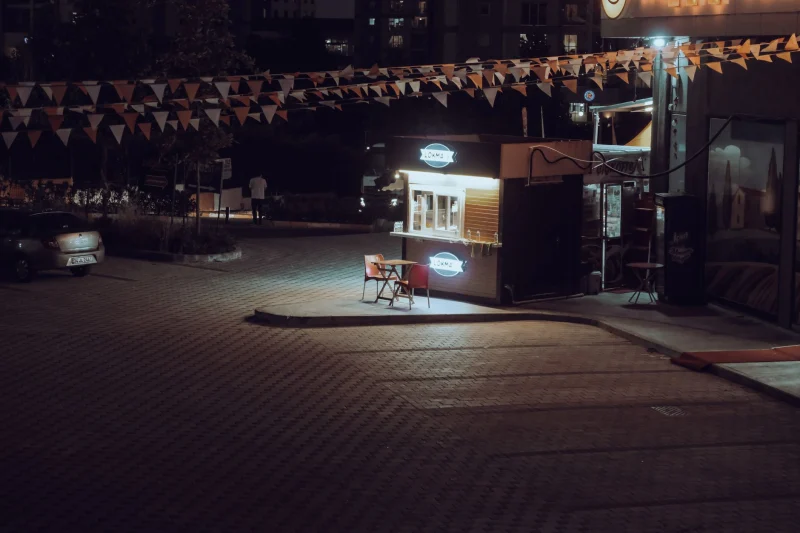 Hafta Sonu · Çift Modül: kahve ikramı ve gece