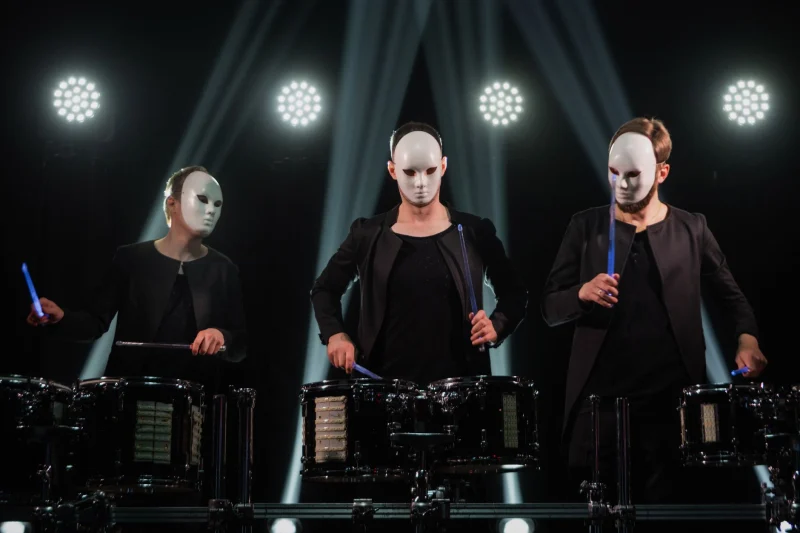 Roman Havası · Kapsamlı: davul ve konser