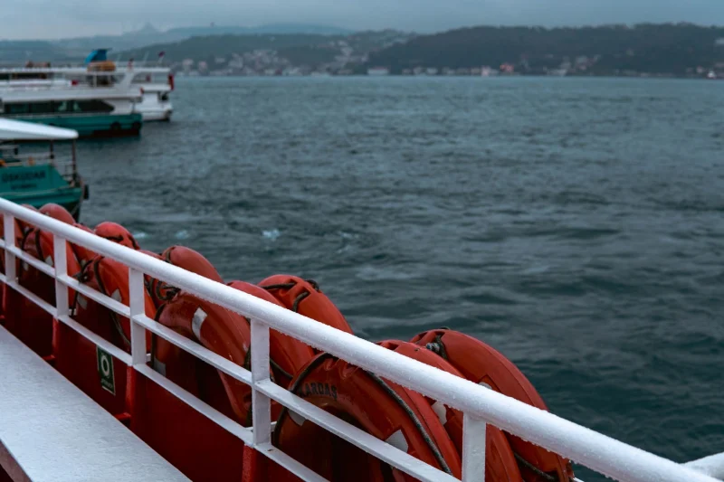 Kapsamlı Doğum Günü · Yat Partisi: tekne ve deniz
